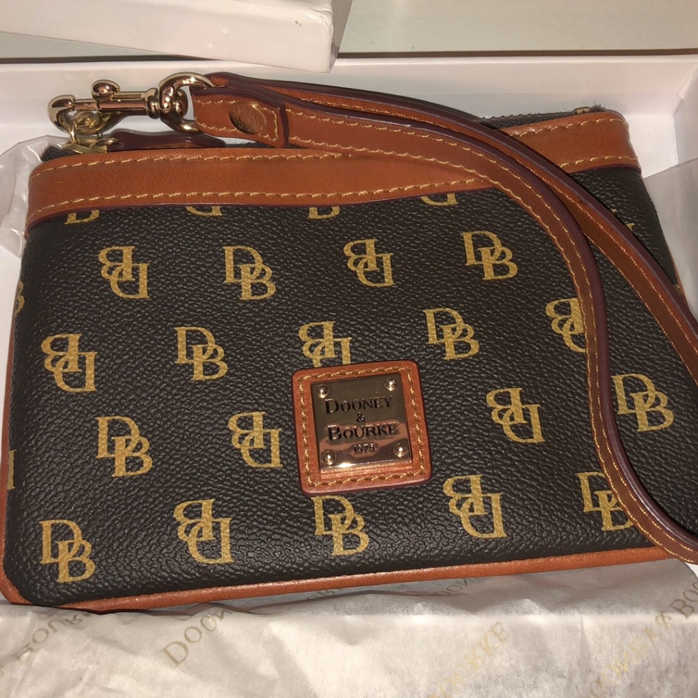 Dooney & Bourke Wristlet